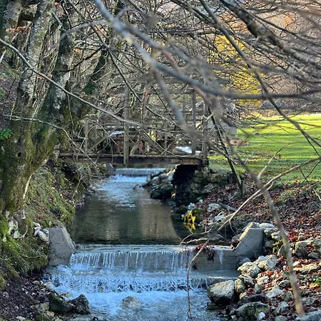 Bjelasnica-villa-treskina Dvorista-apartmani-izletiste-ribnjak 塞拉耶佛